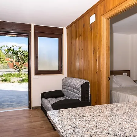 Apartamento Viviendas De Uso Turístico *