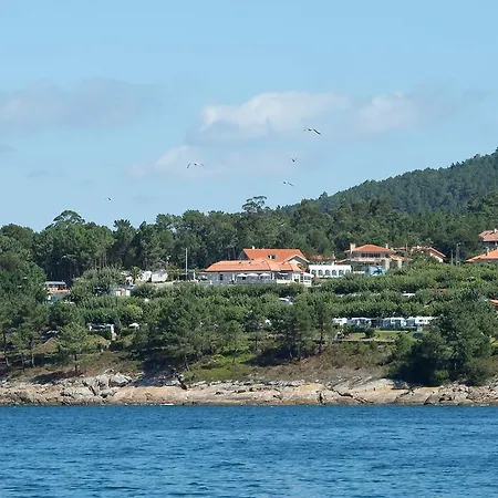 Viviendas De Uso Turístico * Porto do Son